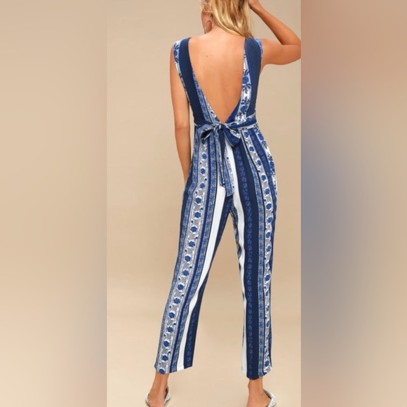 Free People All Shook Up Blue White Jumpsuit Deep V Neck Open Back Boho Size 4 - Picture 3 of 8